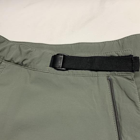MEC Cargo Capris with Adjustable Waist Colour Army Green Size 8 - Picture 8 of 16